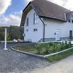 Country Kolpa Apartman Adlešiči